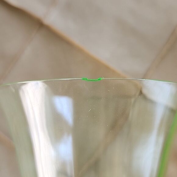 Uranium Glassware Stemware Wine Glasses - Picture 8 of 9